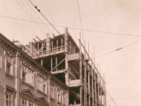 Palača Matice hrvatsklkih obrtnika 1937. godine u izgradnji (Aleksandar Freudenreich i Zvonimir Požgaj)